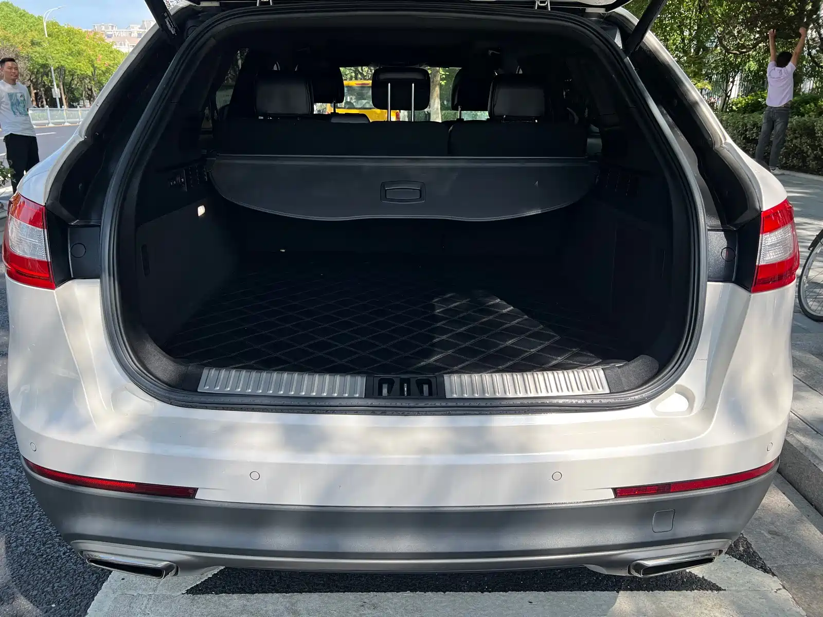 Фото 16 - Lincoln MKX