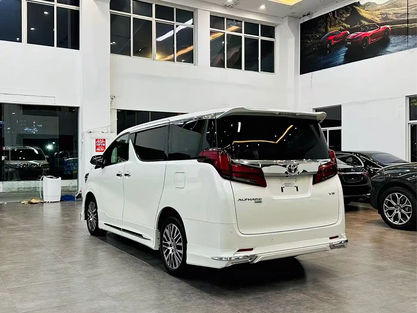Toyota Alphard 2015 3.5L Luxury Edition фото 4