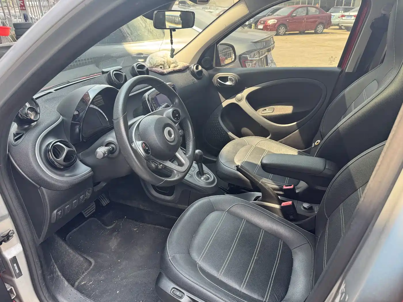 Photo 2 - smart forfour