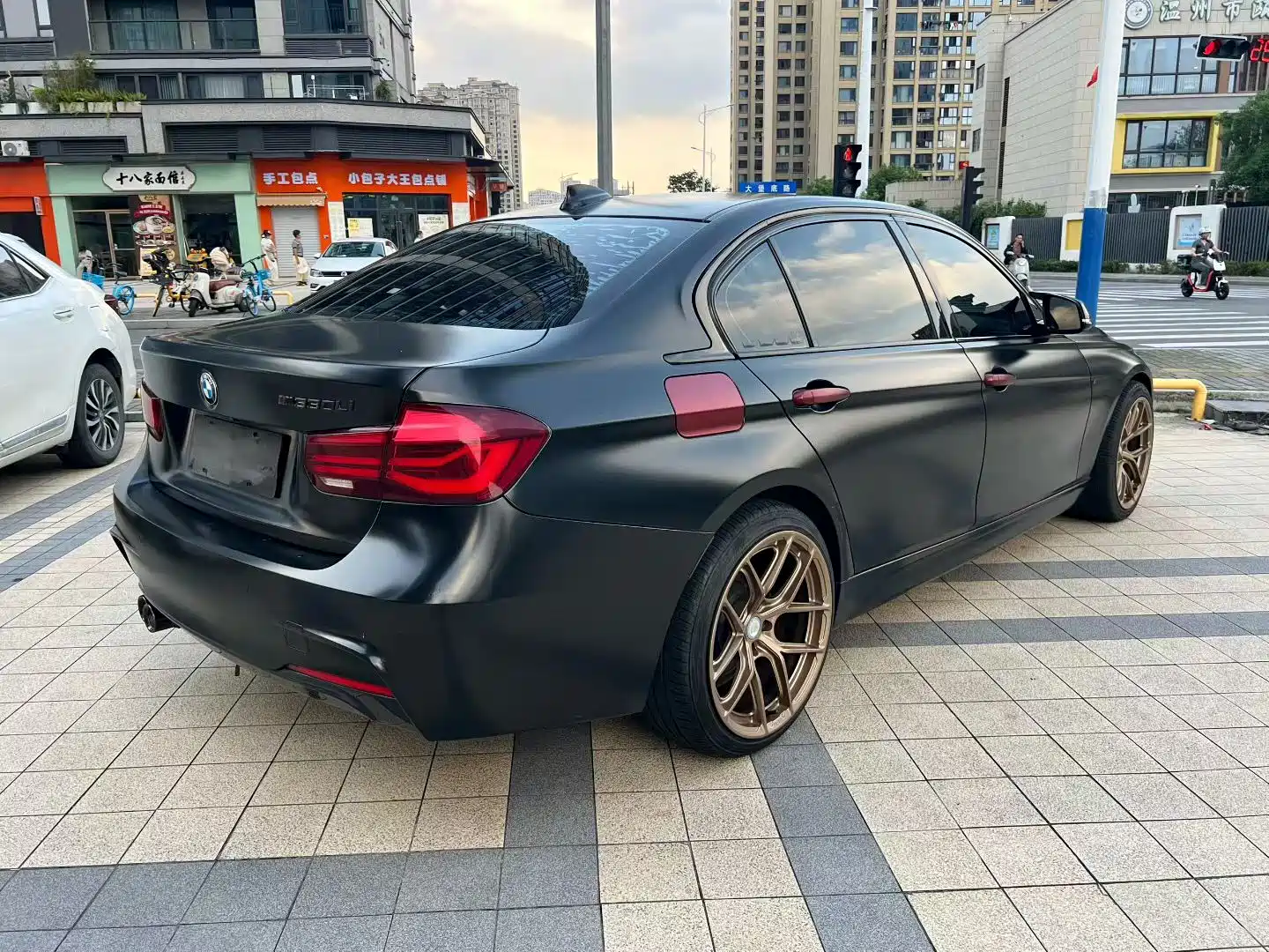 Фото 7 - BMW 3 Series