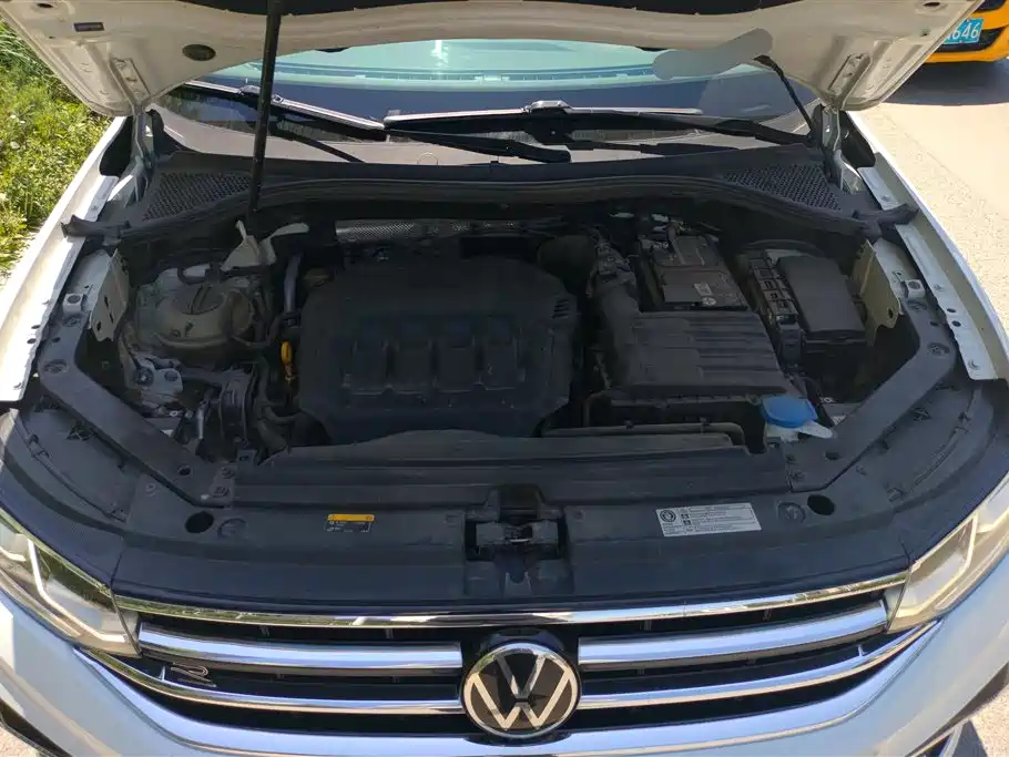 Volkswagen Tiguan L 2023 330TSI Auto 2WD R-Line Flagship Edition фото 10