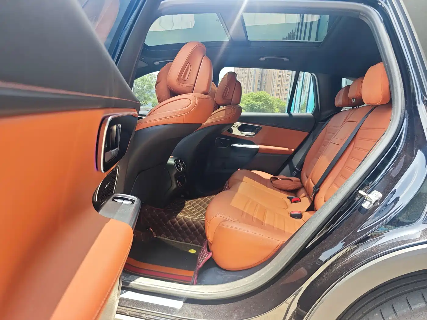 Mercedes-Benz GLC 2024 GLC 260 L 4MATIC Dynamic 5-seater фото 15