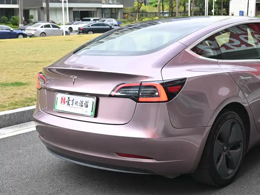 TESLA MODEL 3 (IMPORTED)