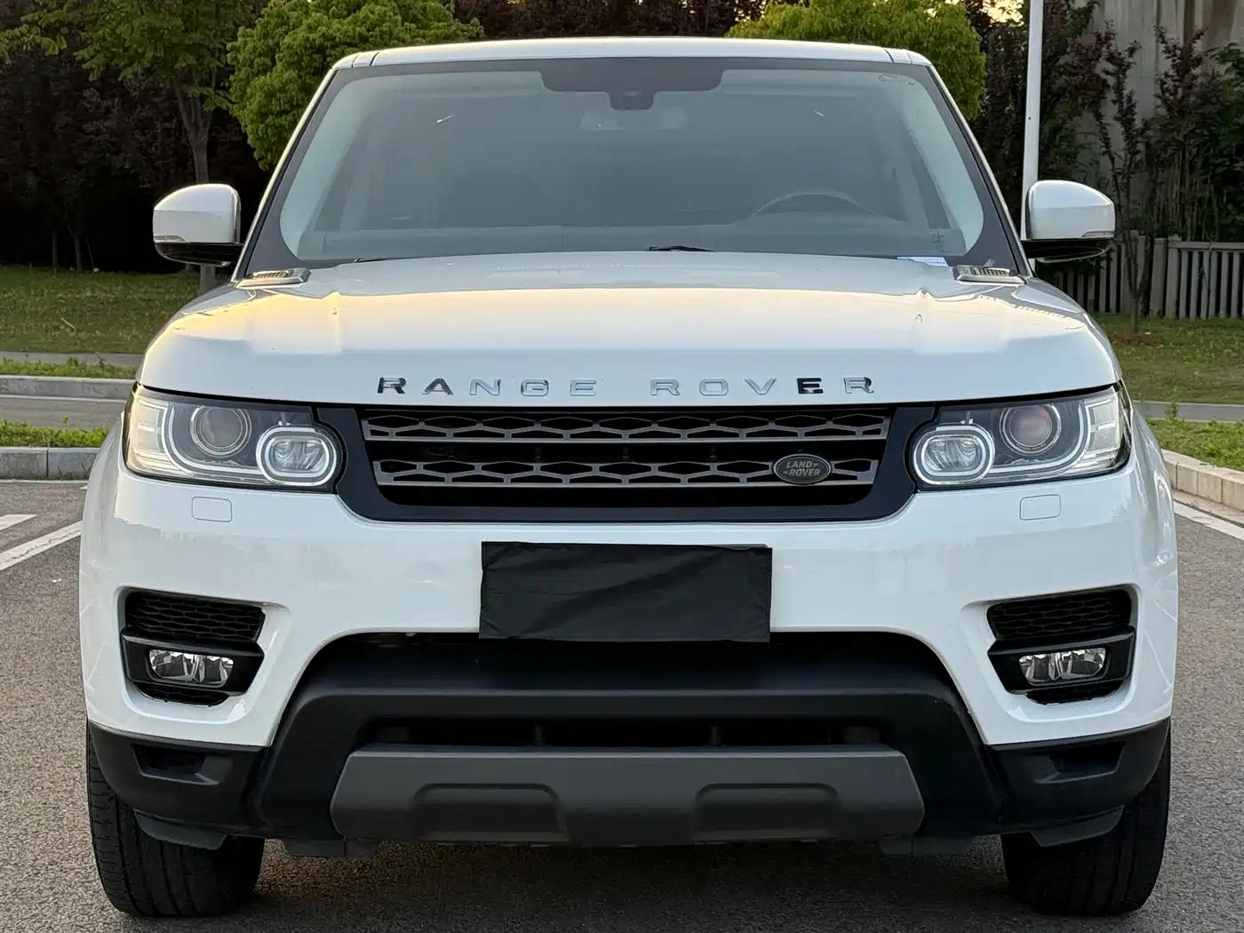 Land Rover Range Rover Sport 2016 Model 3.0 SC V6 SE фото 2