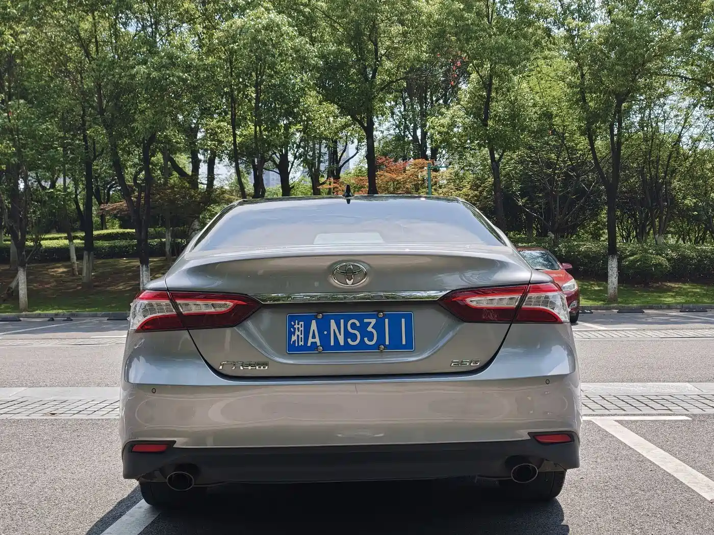 Toyota Camry 2021 2.5G Luxury Edition фото 5