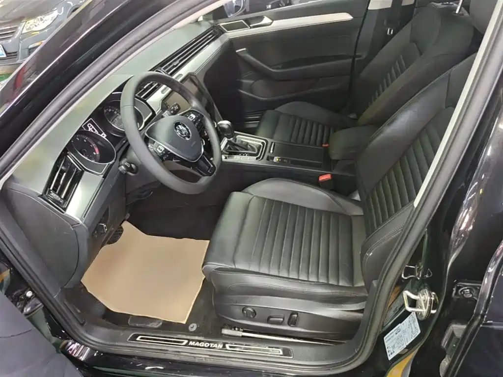 Volkswagen Magotan 2019 330TSI DSG Leading China VI фото 15