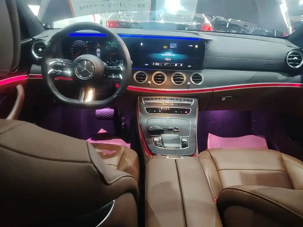 Mercedes-Benz E-Class 2021 E 300 L Sport Fashion фото 10