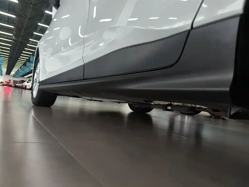 Buick Velite 6 2020 Plug-in Hybrid Connected Fashion Edition фото 22