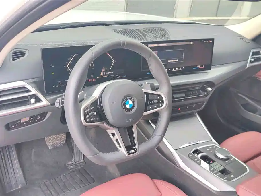BMW 3 Series 2025 325i M Sport Package фото 7