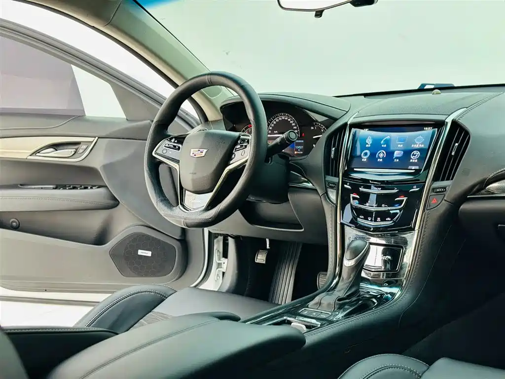 Cadillac ATS-L 2017 28T Technology фото 16