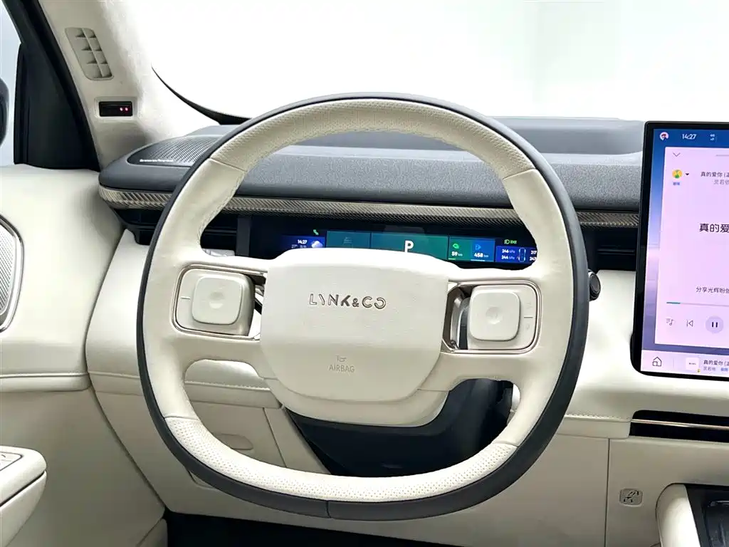 Lynk & Co 900 2025 2.0T Ultra фото 10