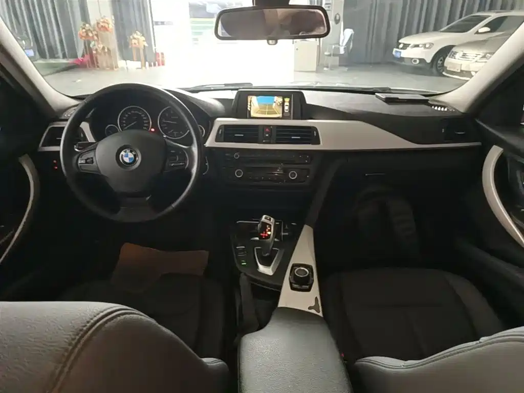 BMW 3 Series 2015 320Li Super Joy Fashion фото 10