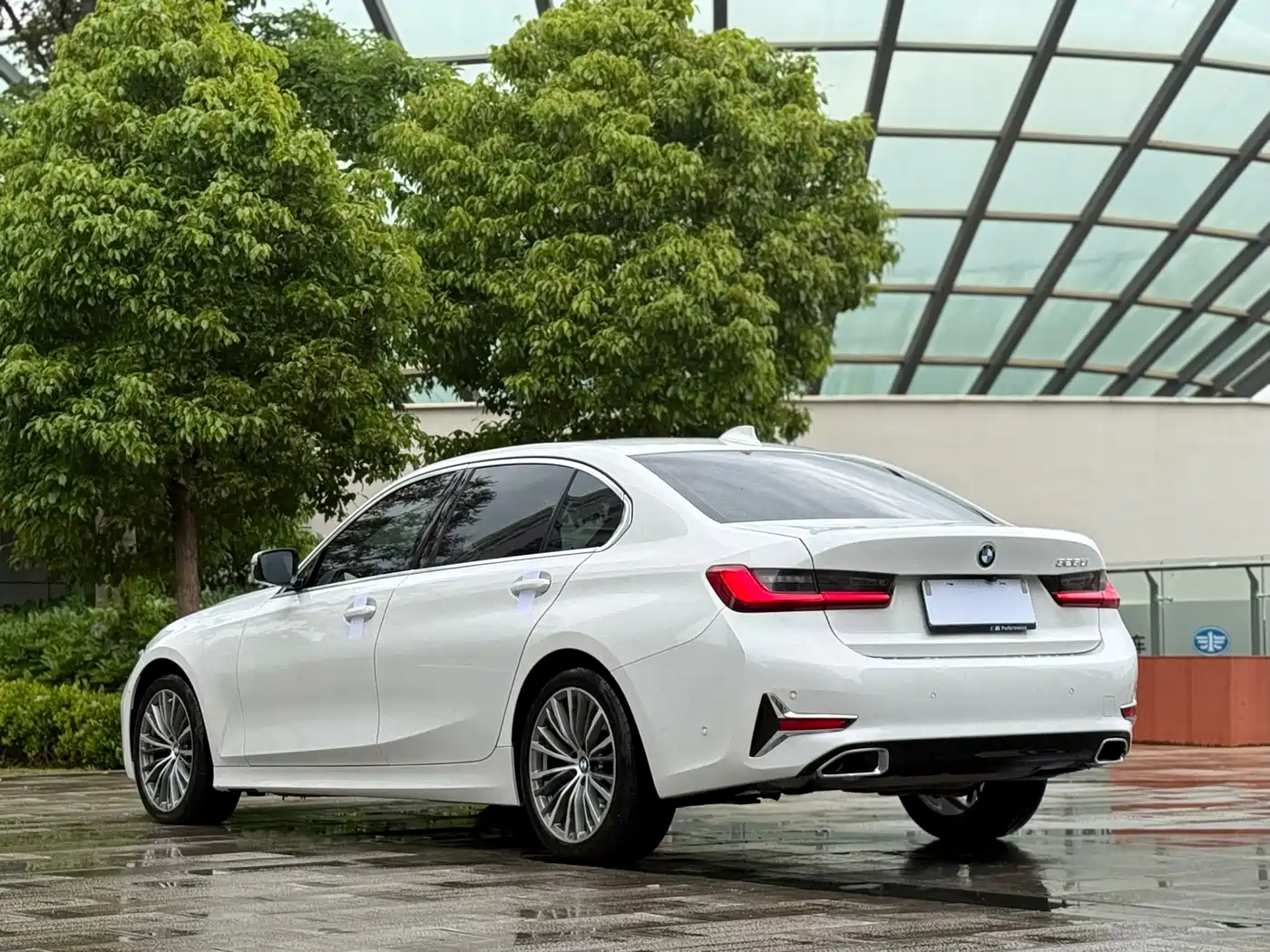 BMW 3 Series 2020 325Li Launch Edition фото 9