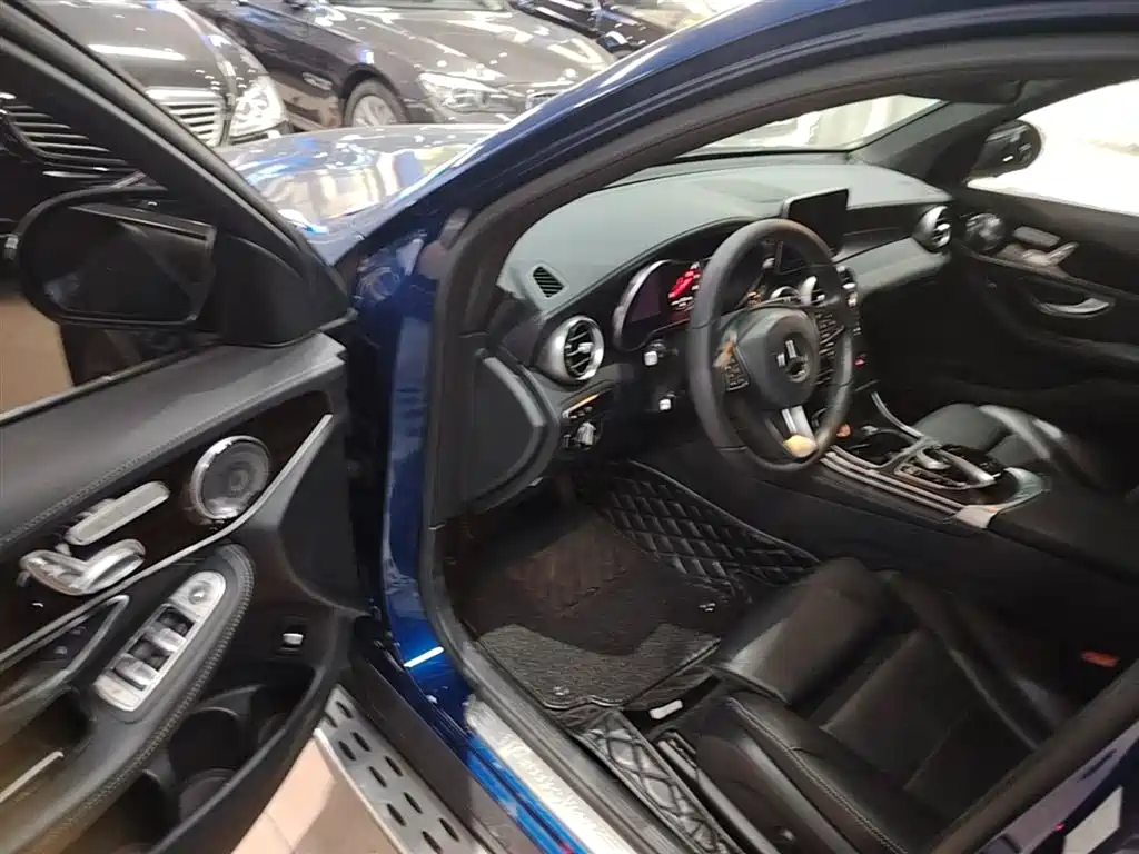 Mercedes-Benz GLC 2016 GLC 260 4MATIC Luxury фото 16