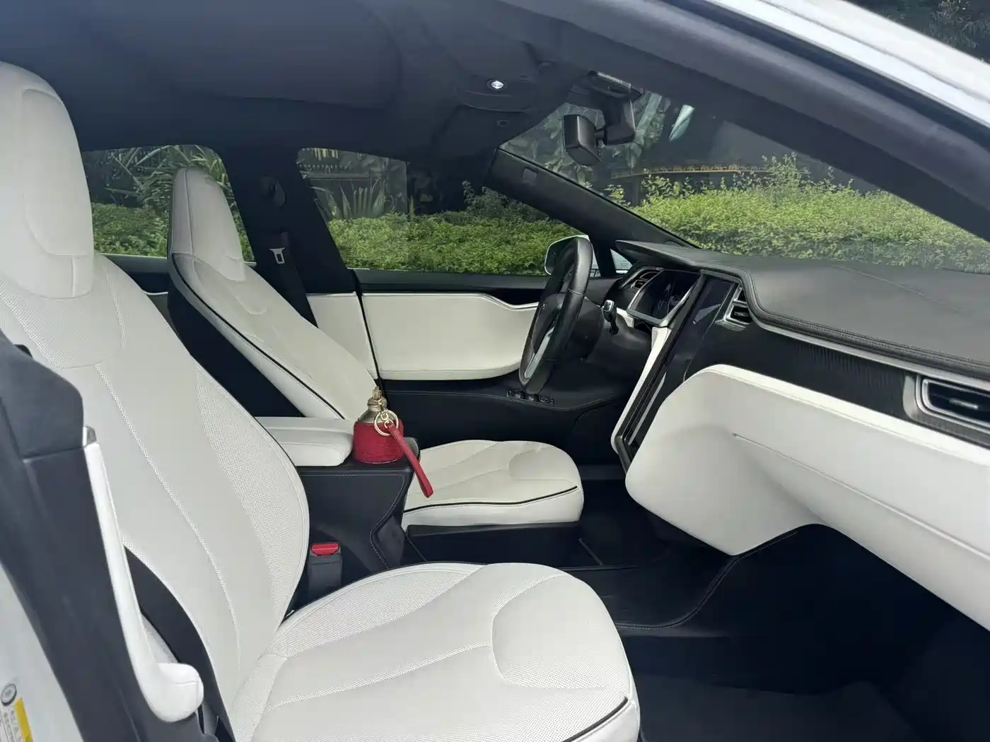 Tesla Model S 2014 2014 Model S P85