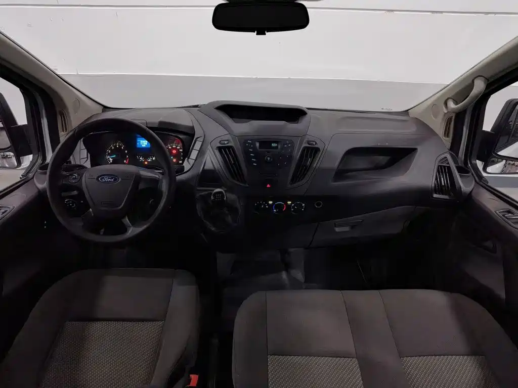 Ford Transit 2021 2019 2.0T Gasoline Multi-Purpose Commercial Vehicle Short Wheelbase Medium Roof 6-Seater China VI