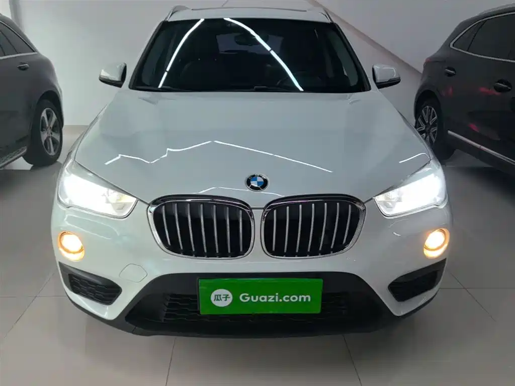 BMW X1 2016 sDrive18Li Fashion Model фото 3