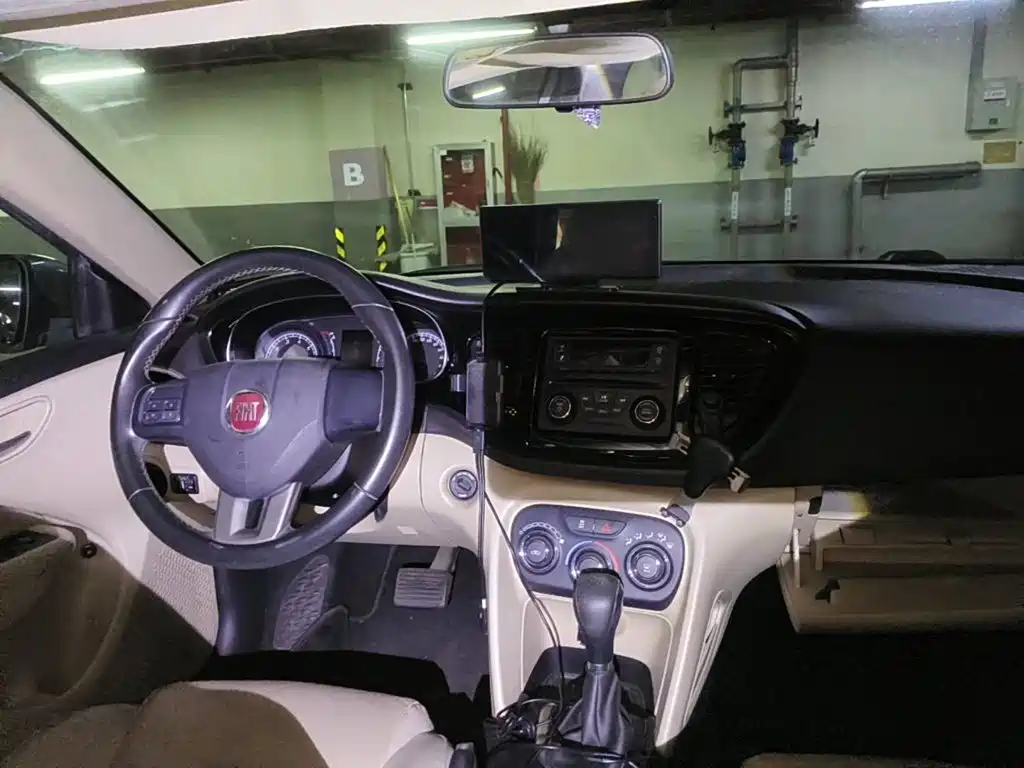 Fiat Viaggio 2013 2012 1.4T Auto Comfort Edition