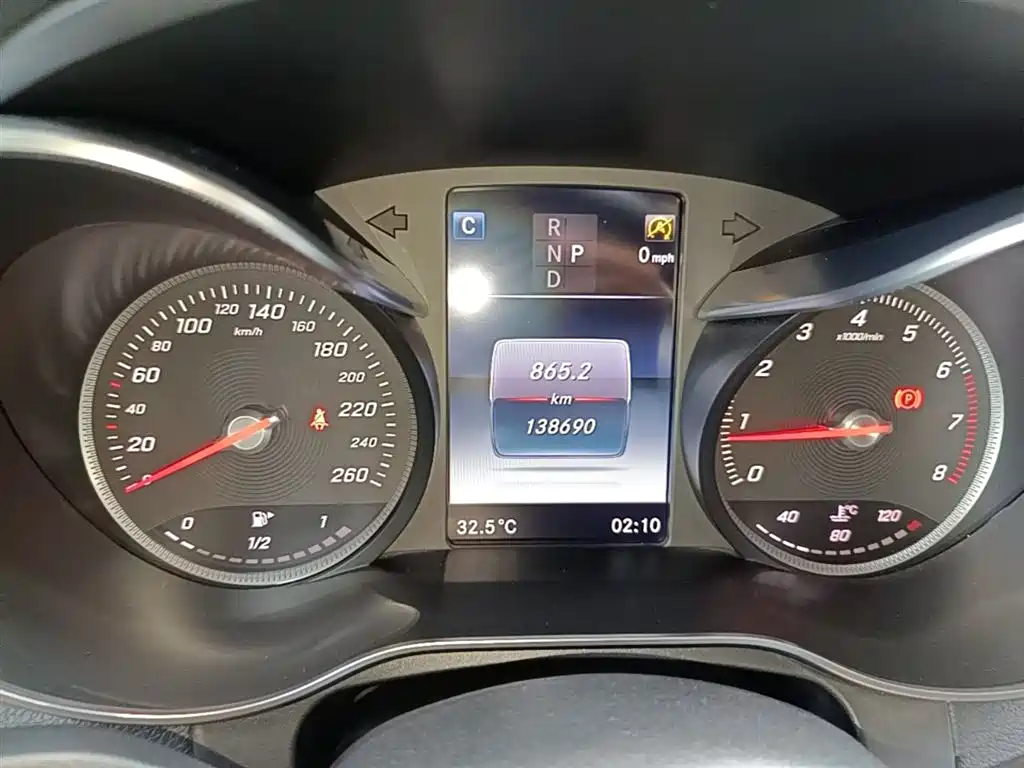 Mercedes-Benz GLC 2016 GLC 260 4MATIC Dynamic фото 12