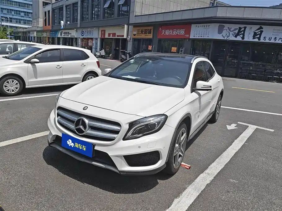 Mercedes-Benz GLA 2015 GLA 260 4MATIC Sport