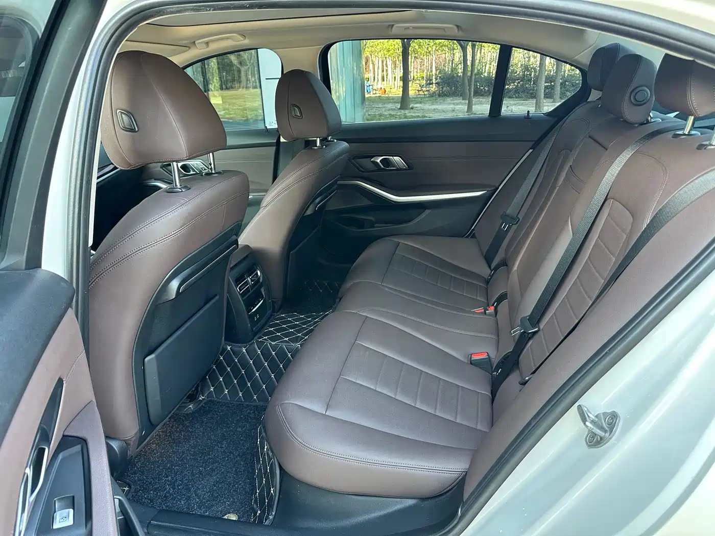BMW 3 Series 2021 320Li M Sport Package фото 6