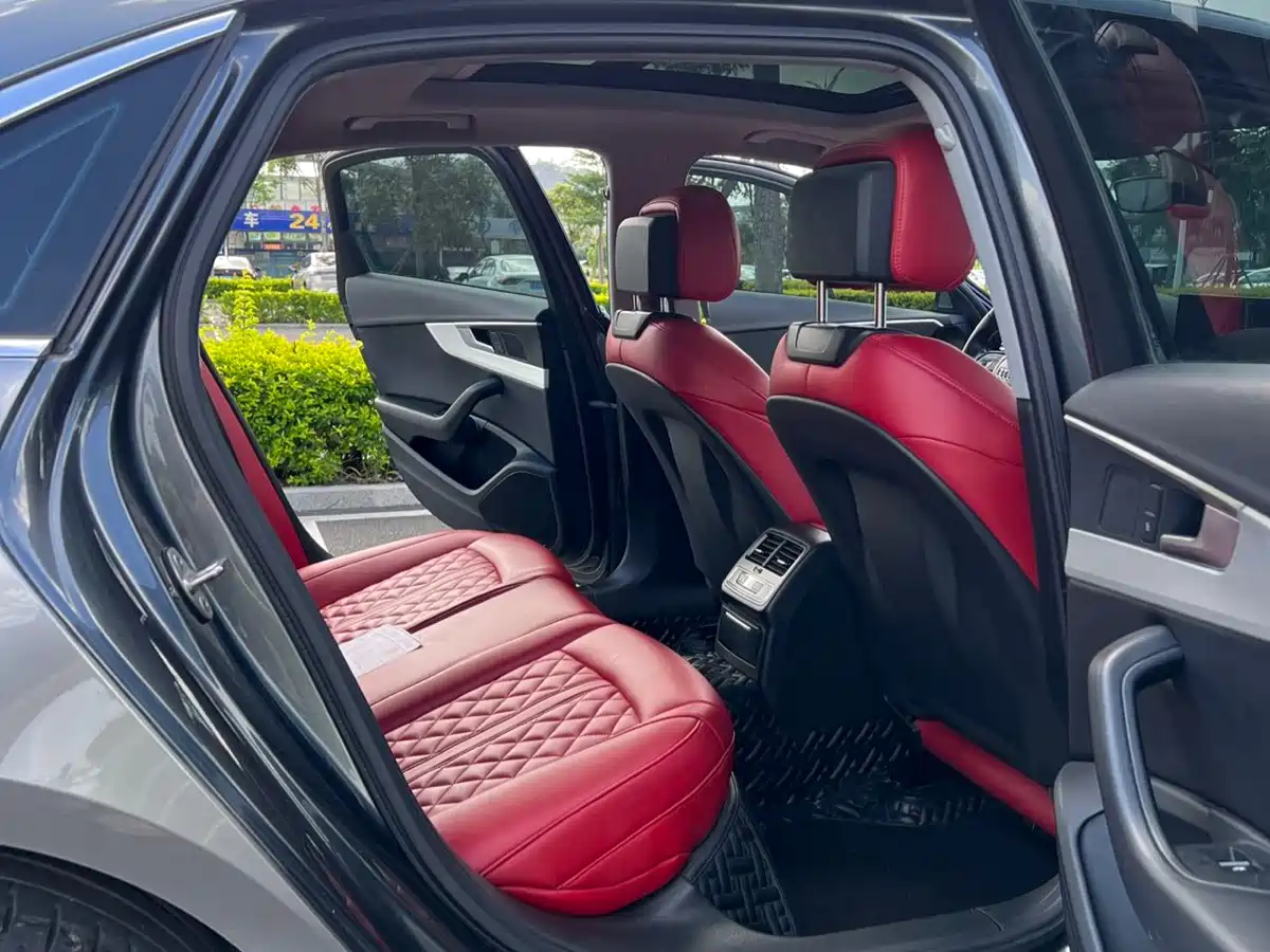 Audi A4L 2020 40 TFSI Fashion Dynamic Edition фото 8