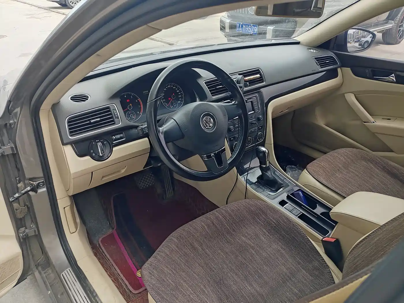 Volkswagen Passat 2013 1.8TSI DSG Zunrong фото 5