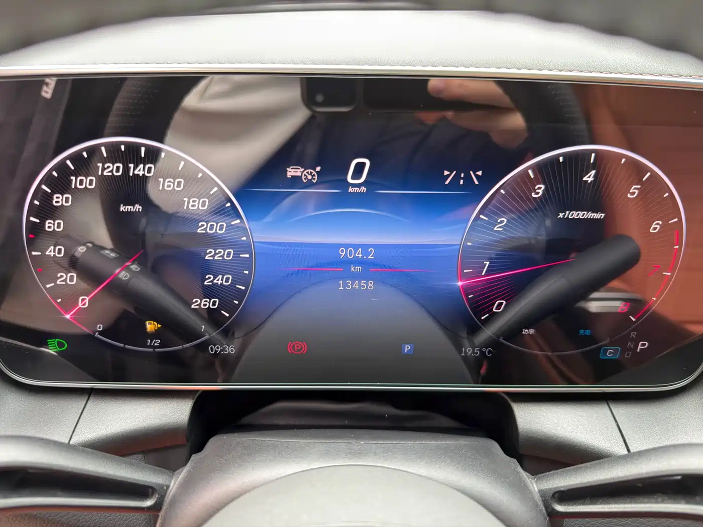 Mercedes-Benz GLC 2024 GLC 260 L 4MATIC Dynamic 5-seater фото 17