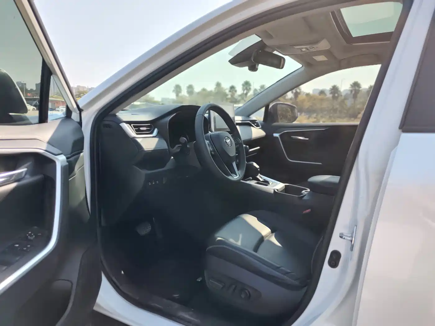 TOYOTA RAV4 RONGFANG