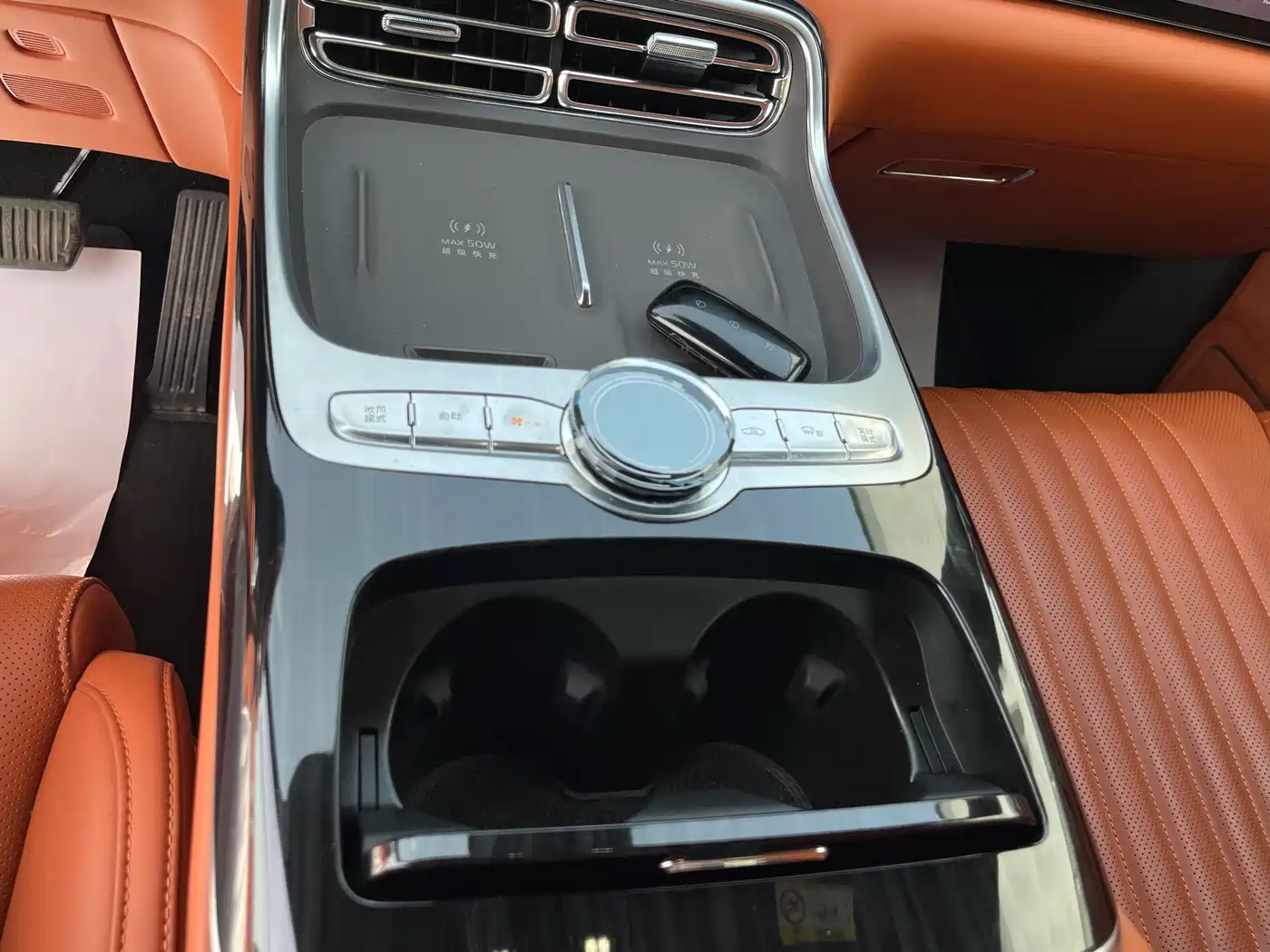 Geely Galaxy Galaxy M9 2025 Base Model фото 10