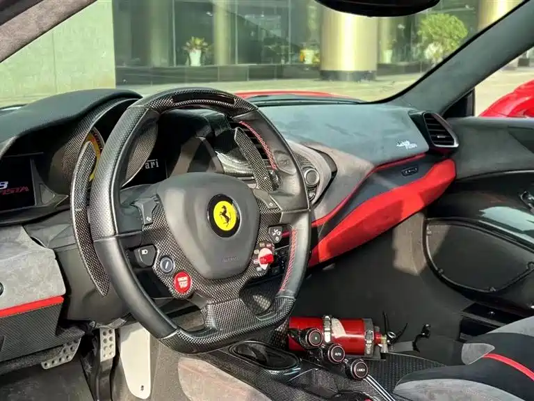 Ferrari 488 2019 2018 488 Pista