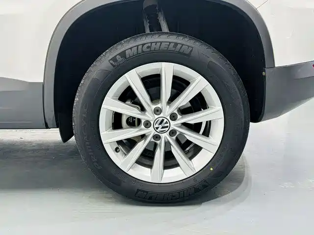 Volkswagen Tiguan 2016 280TSI Automatic 2WD Silk Road Comfort фото 16