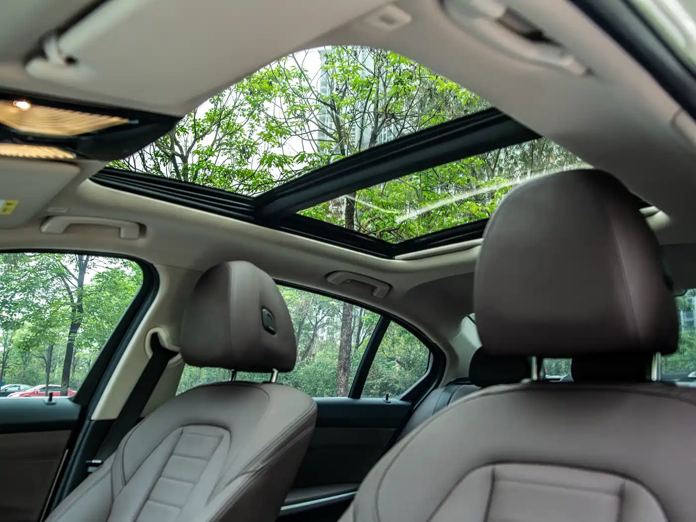 BMW 3 Series 2020 325Li M Sport Package фото 11