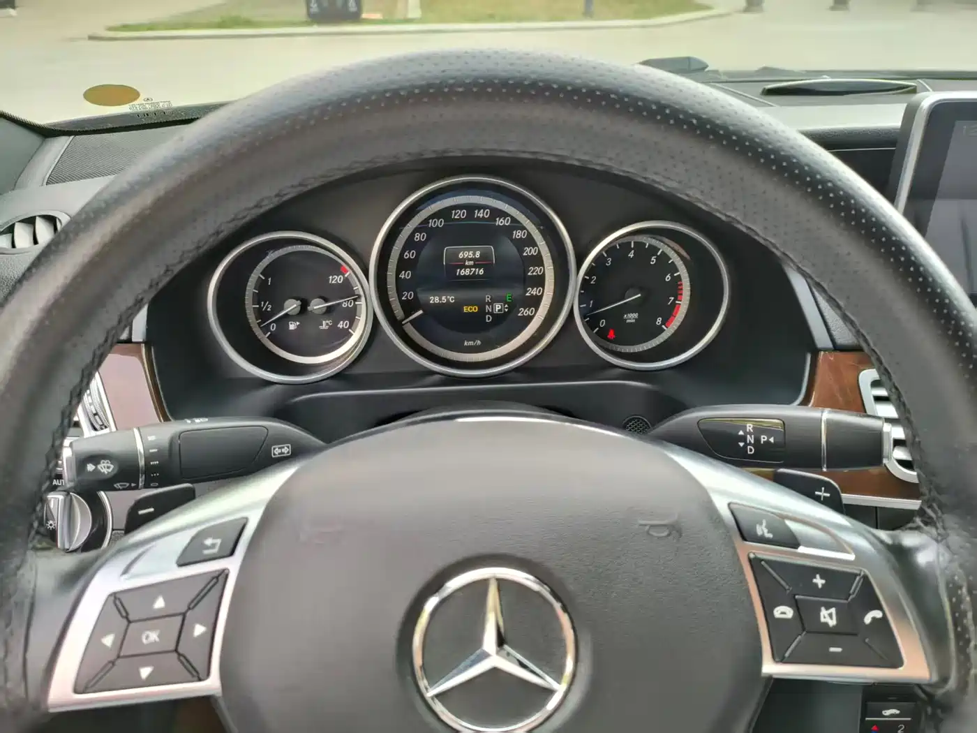 Mercedes-Benz E-Class 2015 Facelift E 200 L фото 6