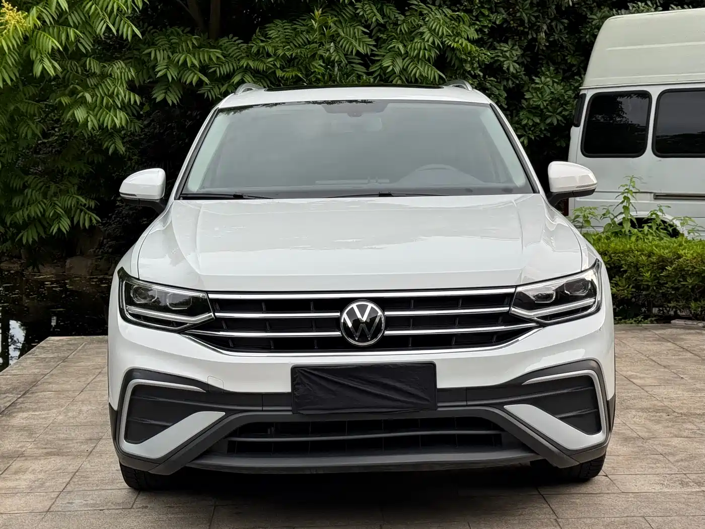 Volkswagen Tiguan L 2023 300TSI Automatic 2WD Smart Enjoyment Edition фото 2