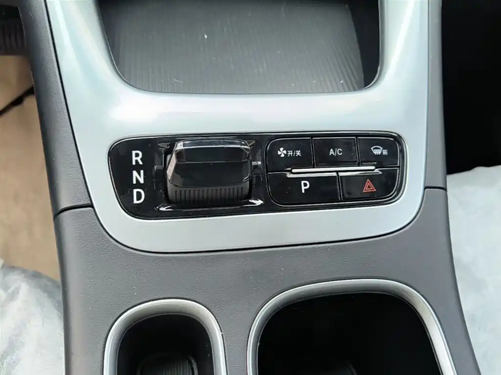 Geely Galaxy Starry Wish 2026 Edition 310km Youth Version фото 14