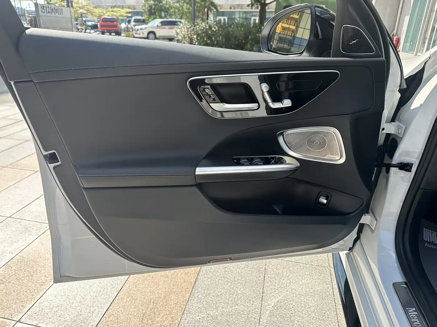 Mercedes-Benz C-Class 2023 C 260 L Night Edition Sport фото 19