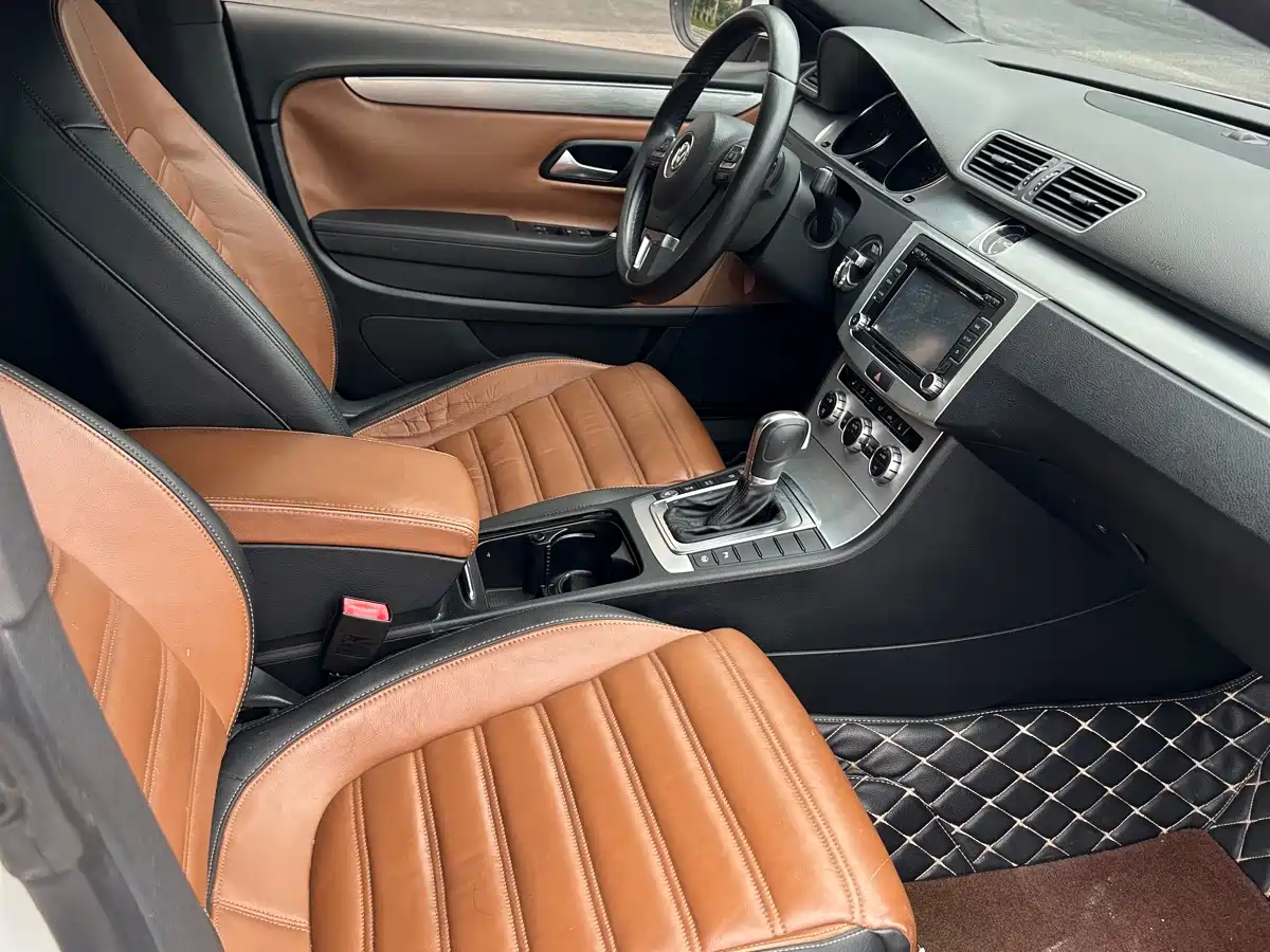 Volkswagen FAW-Volkswagen CC 2015 1.8TSI Luxury фото 10