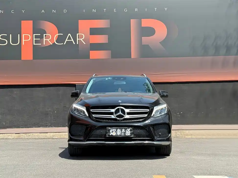 Mercedes-Benz GLE 2018 GLE 320 4MATIC Dynamic Ultimate Edition фото 2