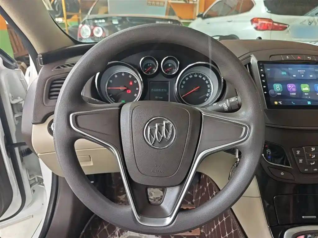 Buick Regal 2015 2.0L Leading Fashion Model фото 11