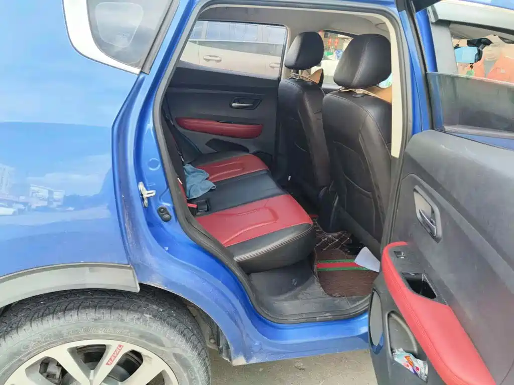 Фото 11 - Haval H2s