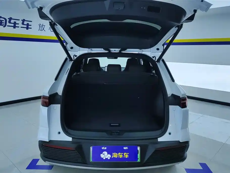 BYD Song Pro New Energy 2024 Glory Edition DM-i 110KM Excellence фото 4