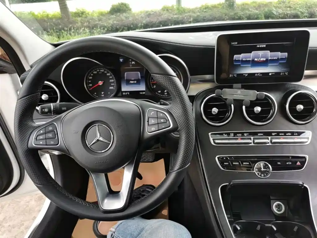 Mercedes-Benz C-Class 2017 C 200 L Sport фото 10