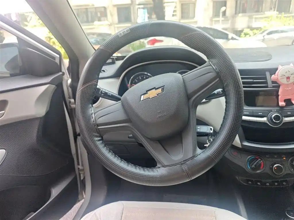 Chevrolet Sail 2015 Sail 3 1.5L Manual Ideal Sunroof Edition фото 7