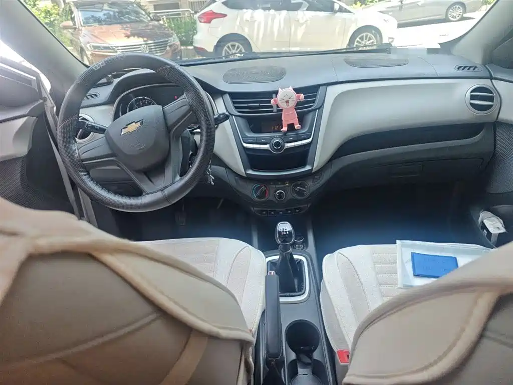 Chevrolet Sail 2015 Sail 3 1.5L Manual Ideal Sunroof Edition фото 6