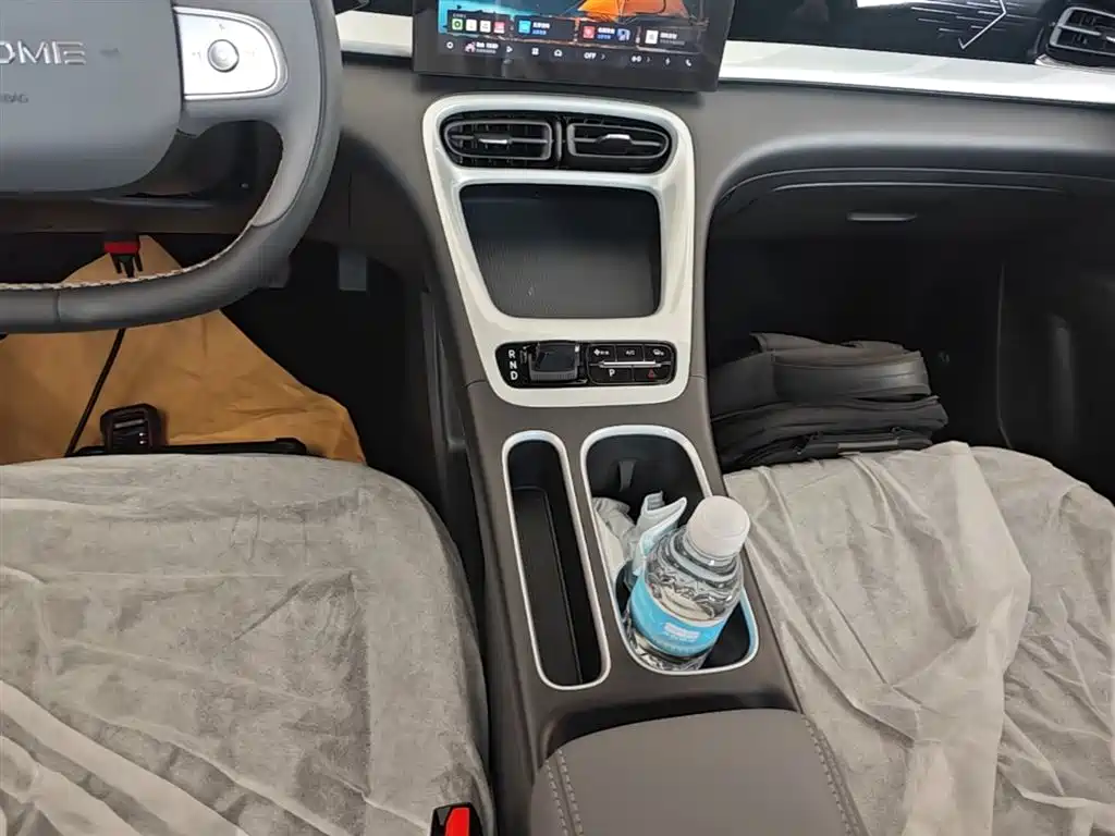 Geely Galaxy Starry Wish 2026 Edition 310km Youth Version фото 14