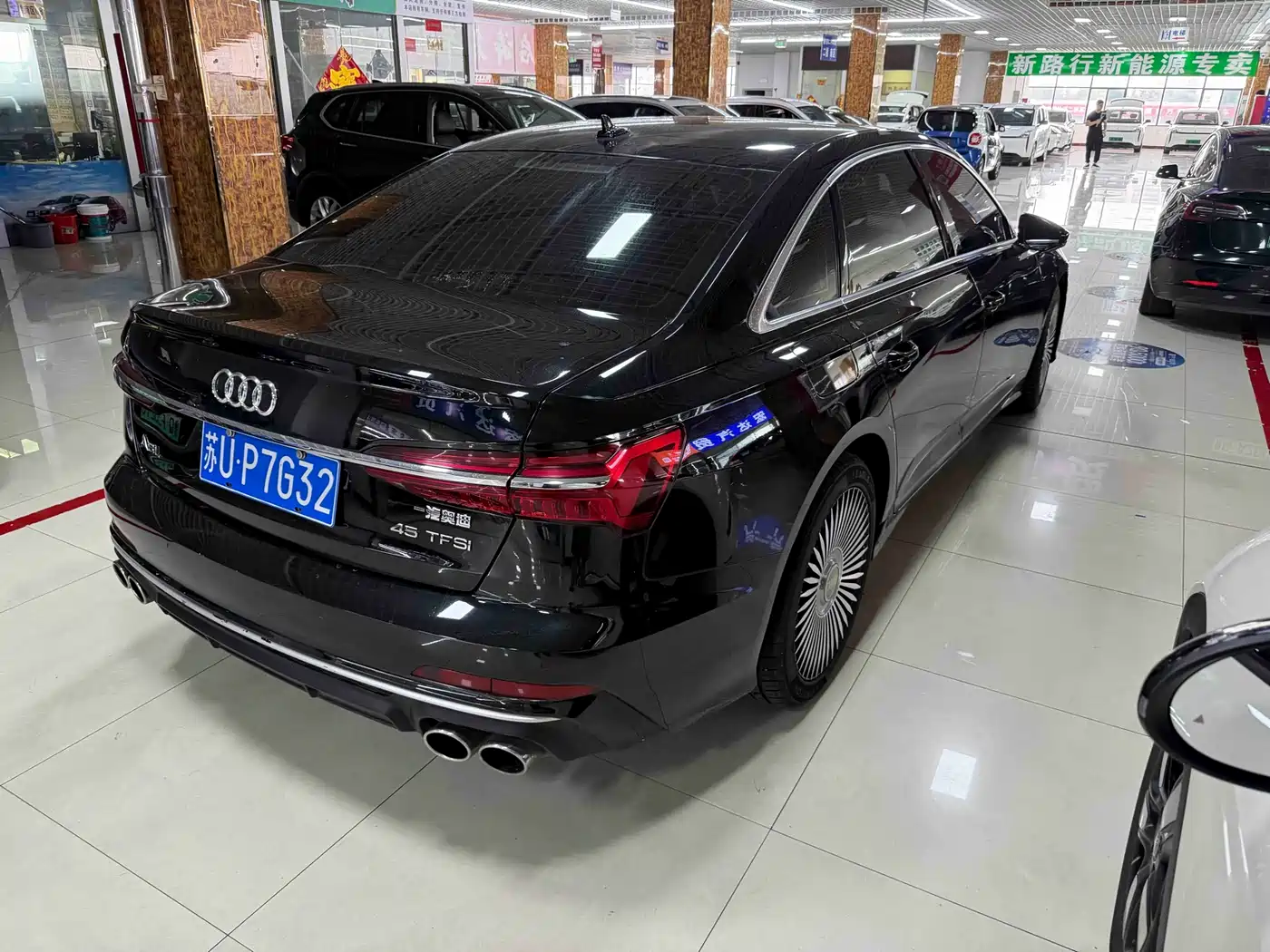 Audi A6L 2019 40 TFSI Luxury Dynamic фото 9