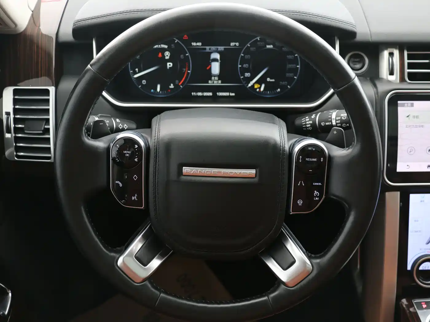 Land Rover Range Rover 2015 3.0 SC V6 Vogue SE Genesis Extended Edition фото 11