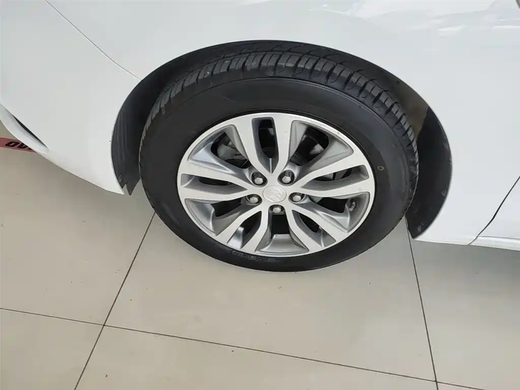 Buick Excelle 2019 18T Automatic Connected Elite (China V) фото 23
