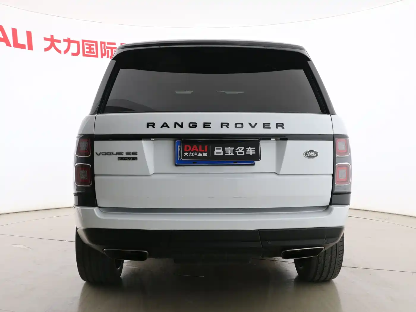 Land Rover Range Rover 2015 3.0 SC V6 Vogue SE Genesis Extended Edition фото 22